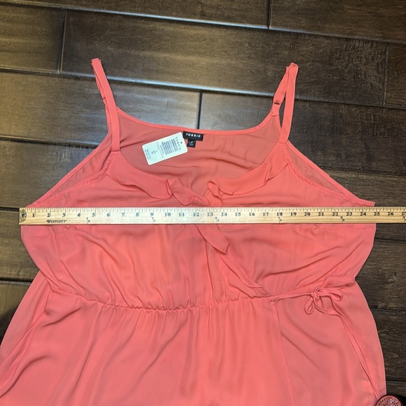 ❤️3/$30 Torrid Coral Blouse - Picture 5 of 9